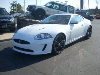 Xkr coupe supercharged 510hp  rare black pack   only 1721 miles  like new!