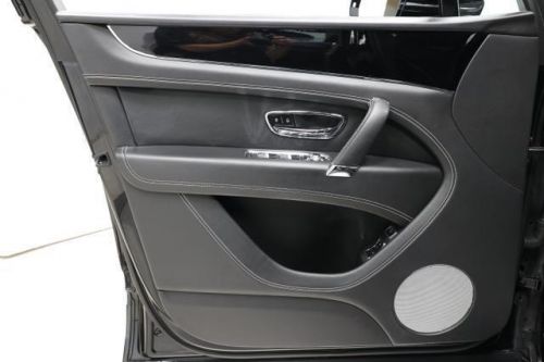 2018 Bentley Bentayga Onyx Edition Sedan 4D, US $79,999.00, image 3