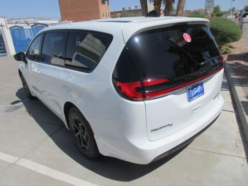 Chrysler Pacifica Plug-In Hybrid