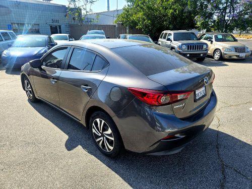 2018 mazda mazda3 i sport at 4-door