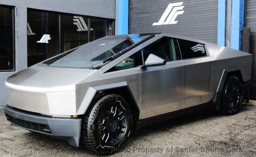 2024 Tesla Cybertruck Foundation, US $119,800.00, image 10
