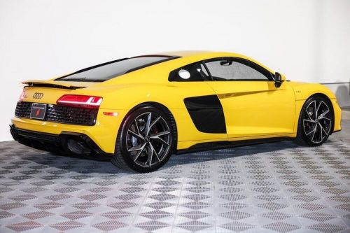 2023 audi r8 5.2 v10 performance 2dr coupe