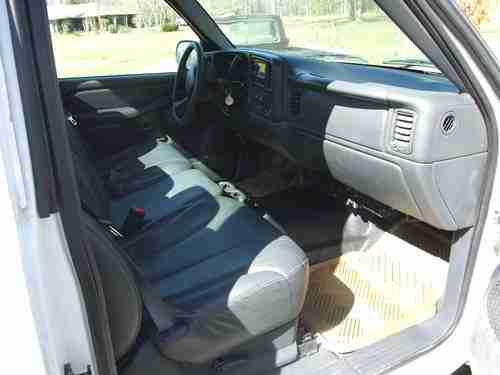 2002 CHEVROLET 2500 6.0 SILVERADO LOW MILES, image 7