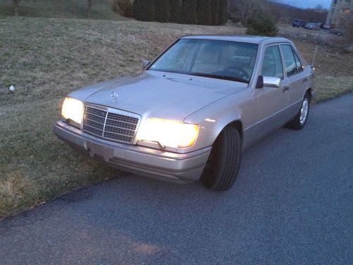 1994 mercedes-benz e320 base sedan 4-door 3.2l