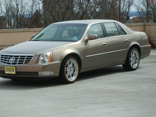 Gorgeous***2006 cadillac deville dts w/ 49k low miles!!~~~~showroom~~~~