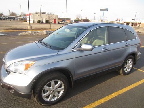 2007 honda cr-v awd ex-l  38k miles excellent condition