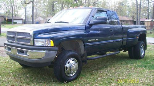 2002 dodge ram 3500 dually quad cab 4 wd laramie slt salvage title no reserve