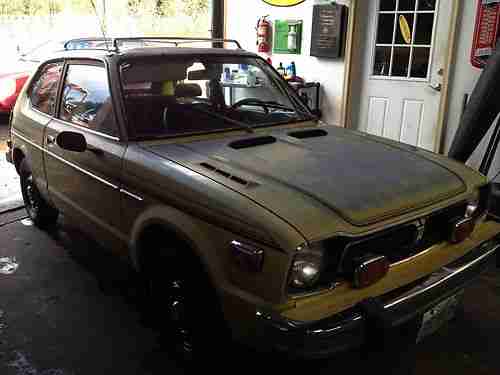1977 Honda CVCC Hatchback Rare Automatic with Factory Air induction hood!, image 20
