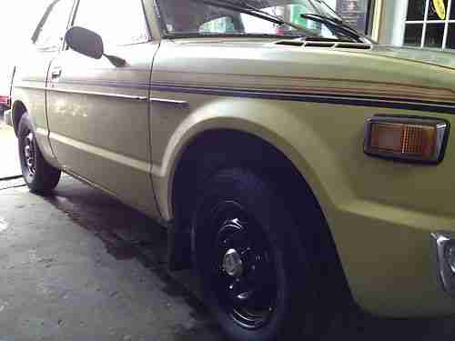 1977 Honda CVCC Hatchback Rare Automatic with Factory Air induction hood!, image 21