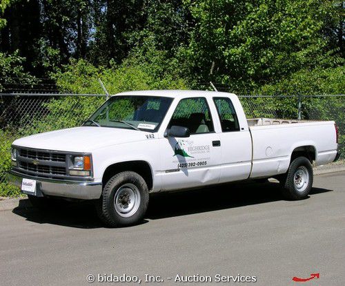 Chevrolet c2500 ext cab pickup truck 5.7l vortec gas tow pkg chevy cheyenne auto