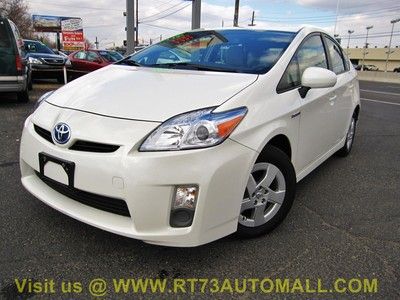 2010 toyota prius iii  1 owner clean  no reserve