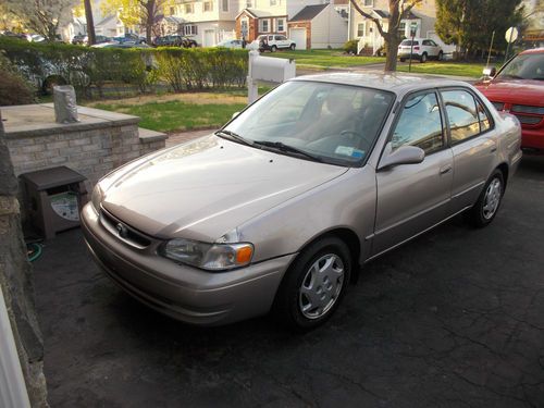 1999 toyota corolla le sedan 4-door 1.8l