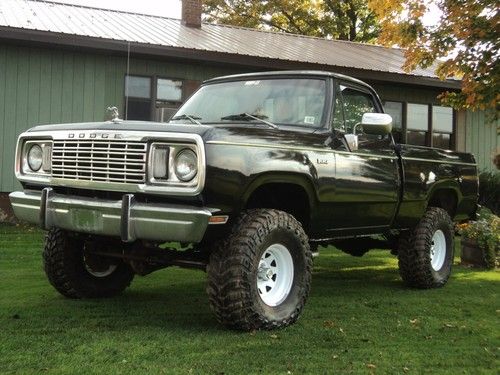 1977 dodge w100 power wagon