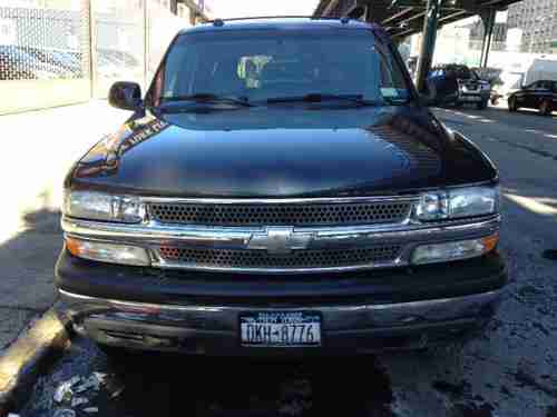 2005 Chevrolet Suburban 1500 LT Sport Utility 4-Door 5.3L, image 5