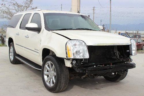 2012 gmc yukon denali xl 4wd damaged salvage loaded only 8k miles navi wont last