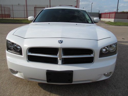 2010 dodge charger sxt sedan 4-door 3.5l