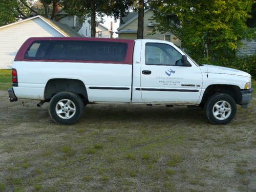 Dodge ram 1500 4x4 1999 no reserve