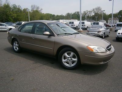 Low reserve clean one owner 2003 ford taurus ses sedan