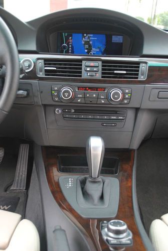 2011 bmw 328i base sedan 4-door 3.0l