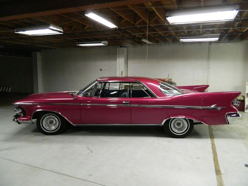 1961 chrysler imperial