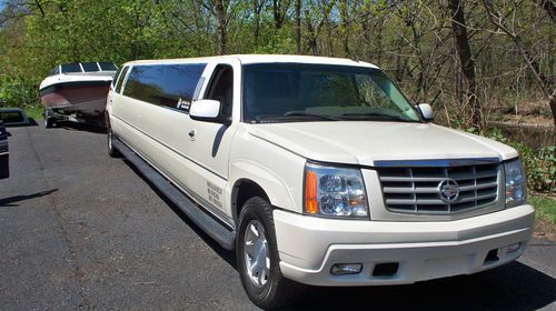 2006 cadillac escalade 24 passenger