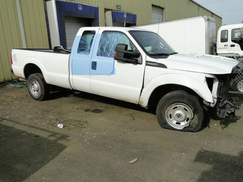 2012 ford f-250 supercab 4x4 pick up truck- totaled! salvage title!!