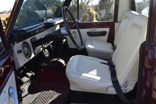 Beautifully restored example of excellent original rare Mini-pickup Style Bronco, image 20