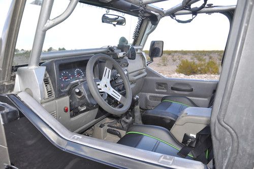Jeep wrangler rubicon rock crawler