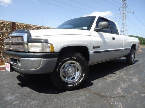 5.9l cummins-4 door ext cab-laramie/slt-tx truck-all pwr-elec brake-cruise-nice