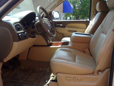 4x4 LTZ Navigation Sunroof DVD Cooled Seats GM Certified We Finance, image 5