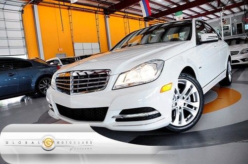 12 mercedes-benz c250 luxury 1-owner 14k moonroof dual-climate wood-trim alloys