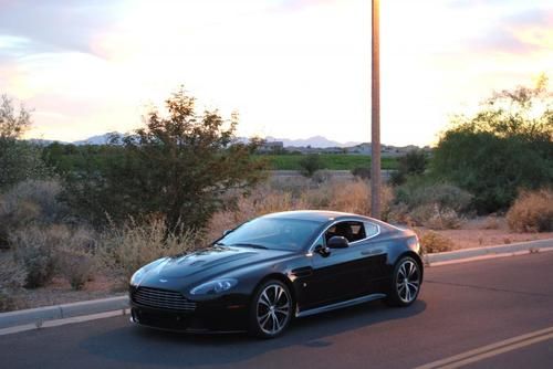 2011 aston martin v12 vantage 2-door 6.0l carbon black edition 1 az owner 6-spd