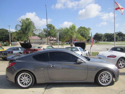 2010 Hyundai Genesis Coupe, Track Edition, 6 spd manual, Sunroof, REBUILT TITLE!, US $12,850.00, image 6