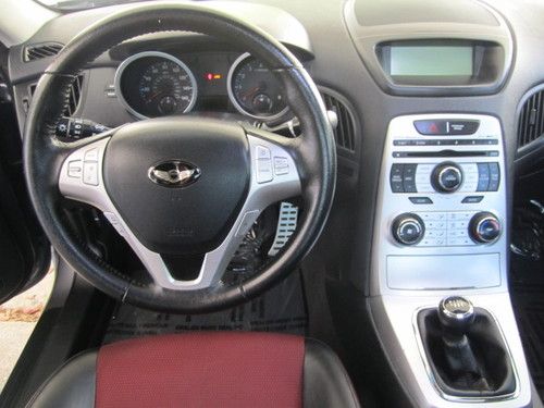 2010 Hyundai Genesis Coupe, Track Edition, 6 spd manual, Sunroof, REBUILT TITLE!, US $12,850.00, image 11