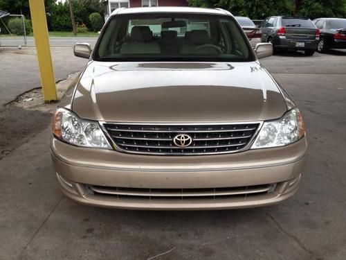 2004 toyota avalon xls $5,950     121,966 miles