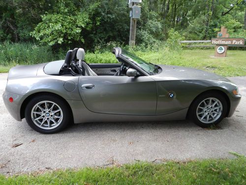 2003 bmw z4 2.5i convertible 2-door 2.5l