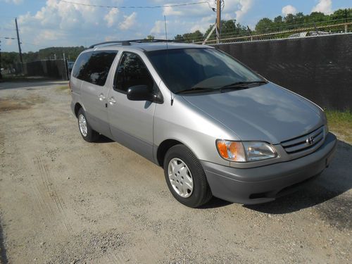 2002 toyota sienna le mini passenger van 5-door 3.0l