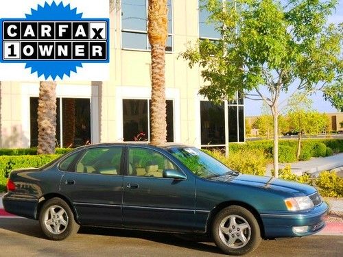 1998 toyota avalon xle 1 owner 93k. actual super clean 22 service rec no reserve