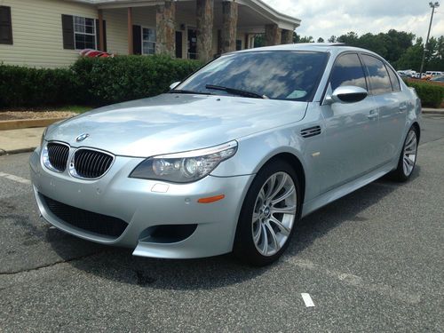 08 bmw m5 fully loaded (clean) still under cpo warranty