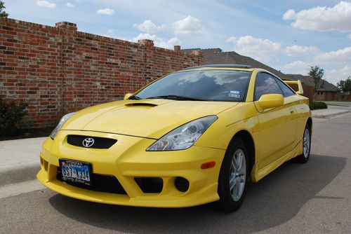 2003 toyota celica gt hatchback- 39k miles