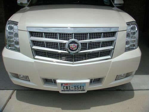 2011 cadillac escalade platinum 8800 miles original owner