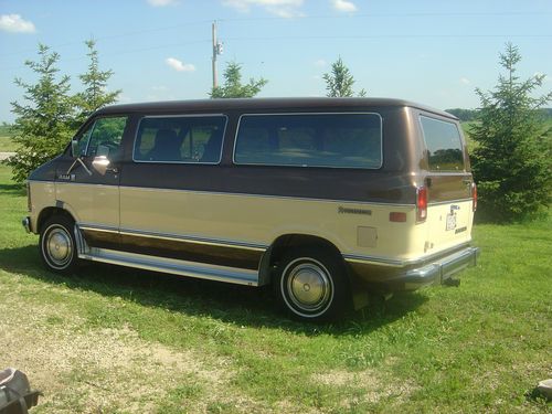 1985 dodge ram 250 royal se  prospector  van