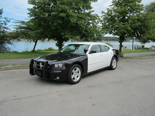 2009 dodge charger police package v6