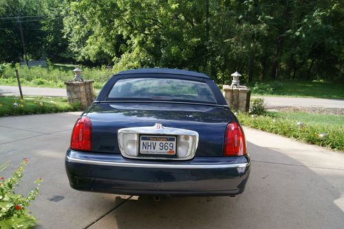 2002 Lincoln Town Car - Low Miles - Adult Driven, image 18