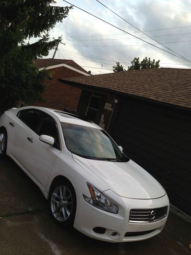 2010 nissan maxima s sedan 4-door 3.5l white clean title