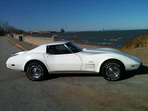 1976 corvette stingray