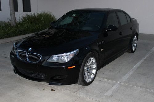 2010 bmw m5, only 30k mi, don't miss!