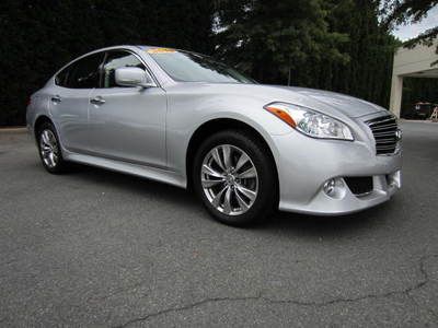 2012 infiniti m37x,premium package,tech package,aero package