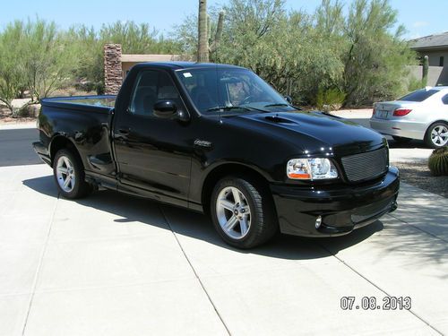 2004 ford f 150 svt lightning