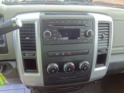 SLT Ethanol - FFV 4.7L CD Rear Wheel Drive Power Steering ABS Aluminum Wheels, image 9